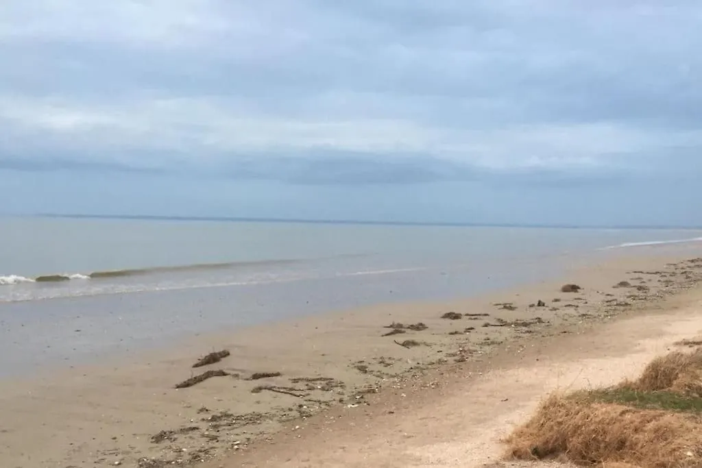 Holiday home Vue Mer Pour Une Escale En Baie Du Mt-St-Michel Cherrueix France
